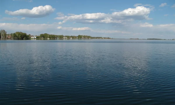 Озеро Кумкуль на пейзаже